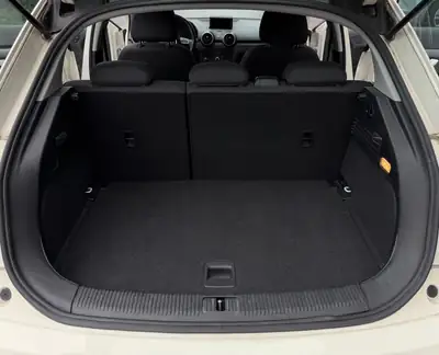 Audi A1 Sportback 1.2 TFSI Admired — Citadine agile et économique, 150 000 km — detail