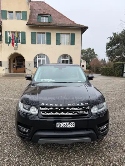 Range Rover Sport 3.0 TDV6 SE — SUV premium diesel, 86 200 km, traction intégrale — Seitenansicht