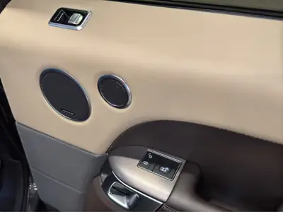 Land Rover Range Rover Sport 3.0 SDV6 — SUV premium diesel, historique suisse garanti — Thumbnail 25