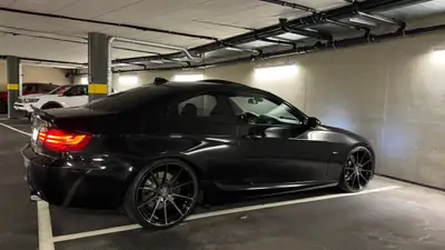 BMW 335i xDrive Coupé — Sportivité M-Performance, motorisation 306 ch — Thumbnail 11
