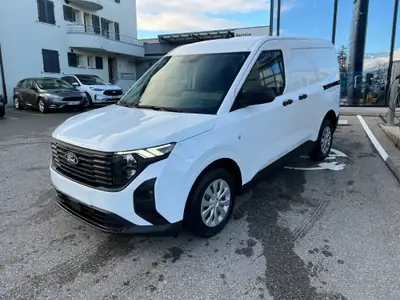 Ford Transit Courier — Utilitaire compact neuf avec garantie 5 ans — Innenraum