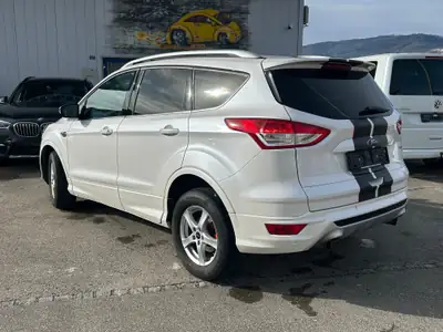 Ford Kuga 1.6 SCTi Titanium S 4WD — SUV robuste, 93 500 km, traction intégrale — Thumbnail 8