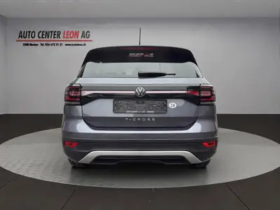 VW T-Cross 1.0 TSI Life DSG — SUV citadin fiable, sans accident, prêt à l'emploi — tableau de bord