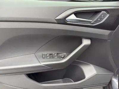 VW T-Cross 1.0 TSI Life DSG — SUV citadin fiable, sans accident, prêt à l'emploi — Miniature 12