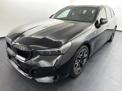 BMW 520d xDrive 48V Touring — Break diesel hybride, première main, 6200 km — exterior view