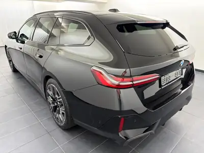 BMW 520d xDrive 48V Touring — Break diesel hybride, première main, 6200 km — side view