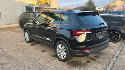 Skoda Karoq 2.0 TDI 150 ch 4x4 — SUV polyvalent, 20 500 km seulement — side view