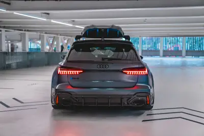 Audi RS6 Avant C8 Performance 2024 — 630 ch, finition exclusive, 6000 km seulement — interni