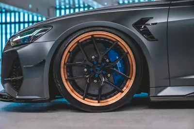 Audi RS6 Avant C8 Performance 2024 — 630 ch, finition exclusive, 6000 km seulement — Miniatura 9