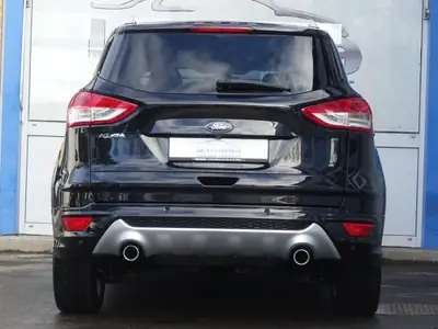 Ford Kuga 2.0 TDCi Titanium S 4WD — SUV diesel robuste, 4x4 authentique et économe — Detail