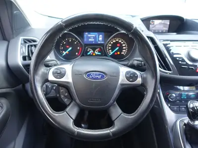 Ford Kuga 2.0 TDCi Titanium S 4WD — SUV diesel robuste, 4x4 authentique et économe — Miniatur 12