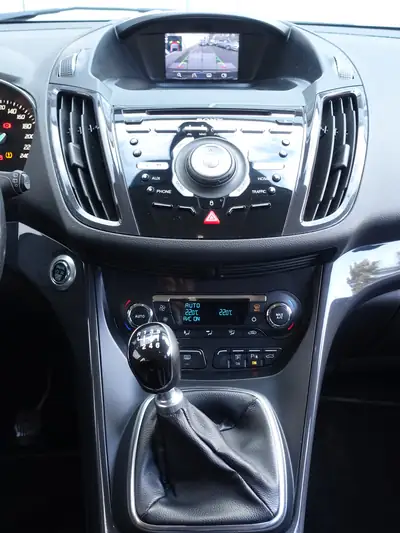 Ford Kuga 2.0 TDCi Titanium S 4WD — SUV diesel robuste, 4x4 authentique et économe — Miniatur 11