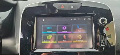 Renault Clio 1.2 16V Intens EDC — Citadine agile avec boîte automatisée, 82'000 km — tableau de bord