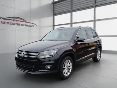 VW Tiguan 2.0 TDI BlueMotion — SUV robuste, transmission intégrale, entretien exemplaire — exterior view