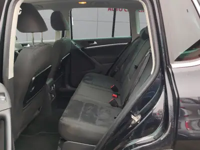 VW Tiguan 2.0 TDI BlueMotion — SUV robuste, transmission intégrale, entretien exemplaire — Thumbnail 13