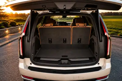 Cadillac Escalade Premium Luxury 2021 — SUV prestige américain, 27000 km seulement — détail