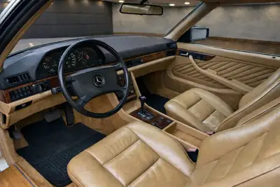 Mercedes-Benz 500 SEC — Coupé V8 classique, moteur légendaire, entretien complet — Miniatur 9