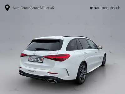 Mercedes-Benz Classe C 220 d AMG Line 4matic Kombi — Monospace premium diesel, transmission intégrale — tableau de bord