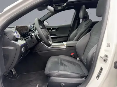 Mercedes-Benz Classe C 220 d AMG Line 4matic Kombi — Monospace premium diesel, transmission intégrale — Miniature 9