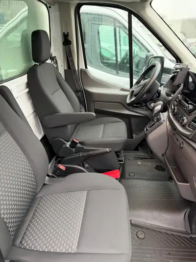 Ford Transit 2021 — Camion frigorifique 2 zones, 35'000 km, diesel automatique — Miniatur 8