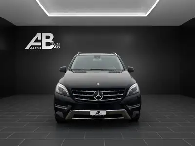 Mercedes-Benz ML 500 Executive AMG — SUV premium 408 ch, frais révision à jour — vue extérieure