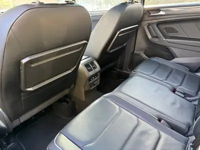 VW Tiguan Allspace 2.0 TSI Highline 4Motion — 7 places, tout-terrain, entretien à jour — Miniature 14