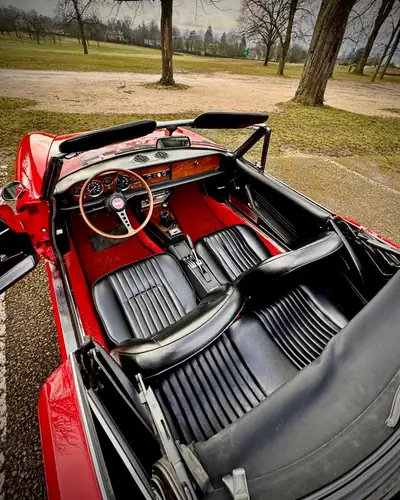 Fiat 124 Spider AS 1969 — Cabriolet rétro culte, 45'000 km seulement — tableau de bord