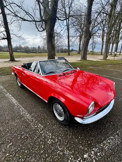 Fiat 124 Spider AS 1969 — Cabriolet rétro culte, 45'000 km seulement — Miniature 8
