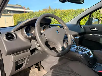 Peugeot 5008 1.6 16V Turbo — 7 places, boîte automatique, sans sinistre — Thumbnail 12