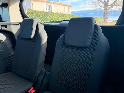 Peugeot 5008 1.6 16V Turbo — 7 places, boîte automatique, sans sinistre — Thumbnail 22