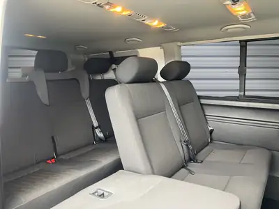 VW T6 Caravelle 2.0 TSI Comfortline 4Motion — Monospace 7 places, roulage bas, entretien complet — Miniature 13