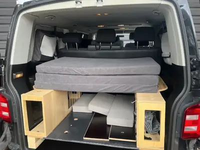 VW T6 Caravelle 2.0 TSI Comfortline 4Motion — Monospace 7 places, roulage bas, entretien complet — Miniature 16