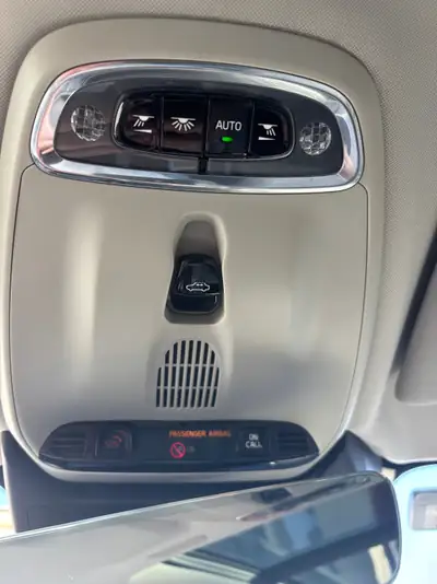 Volvo V60 D4 Momentum — Break diesel automatique, révision Volvo incluse — Miniature 17