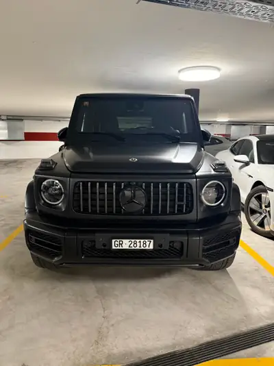 Mercedes-Benz G 63 AMG 463 — Le SUV légendaire 585 ch, très peu kilométré — côté