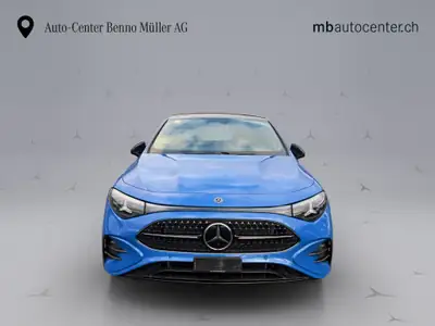 Mercedes-Benz CLA 220 AMG Line 4matic — Berline compacte hybride, puissance et efficacité — Miniature 8