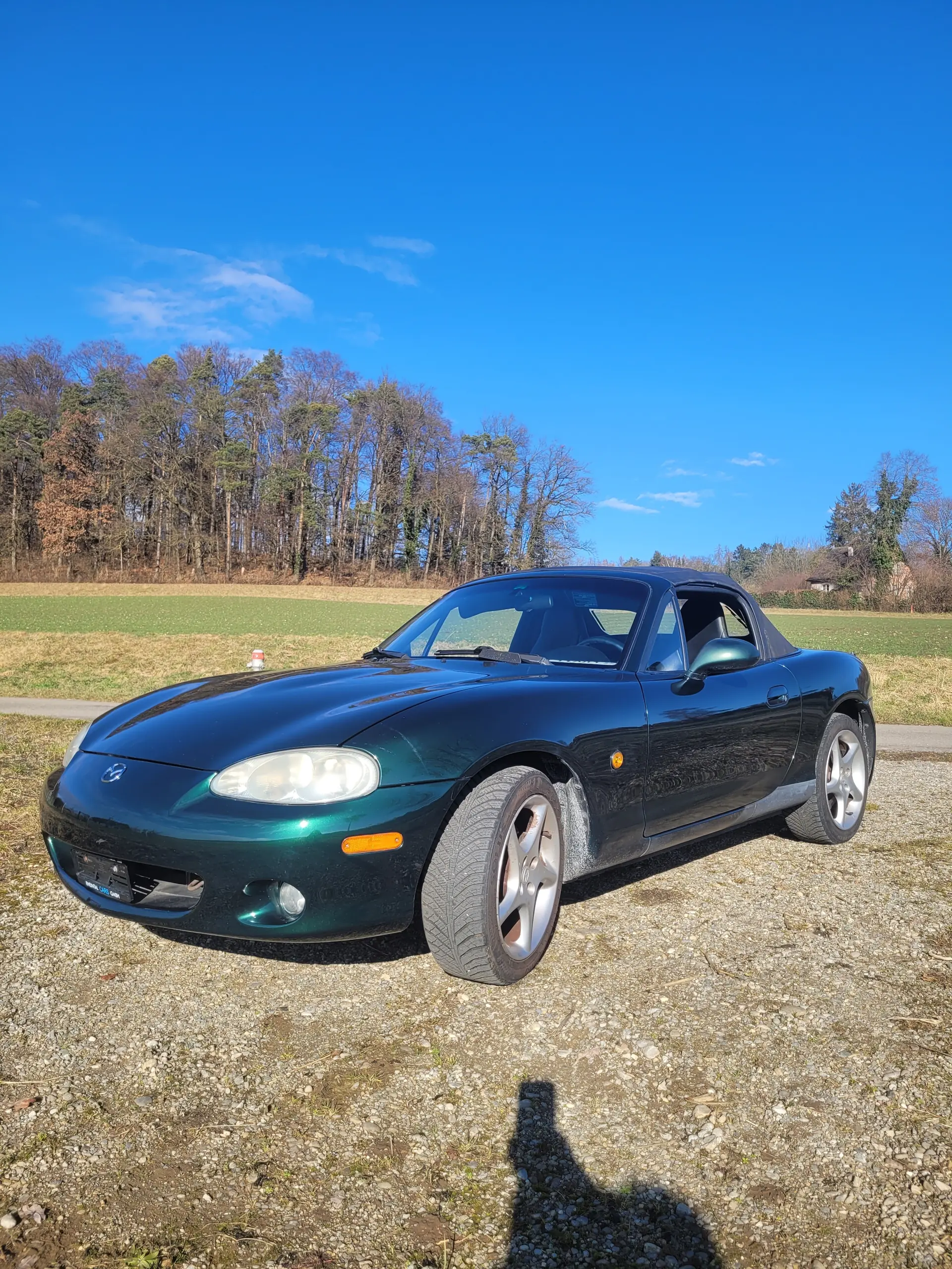 Mazda MX-5 1.8i-16 GT — Cabriolet sportif iconique, édition 10e anniversaire — vista esterna