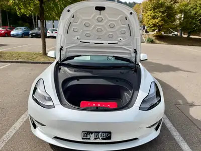 Tesla Model 3 Performance Dual Motor AWD — Électrique haute performance, 62 500 km — détail