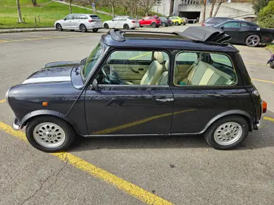 MINI 1.3i — L'icône compacte des années 90, économe et attachante — interni