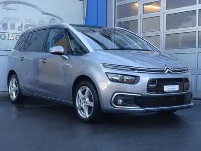 Citroën C4 Spacetourer 2.0 BlueHDi Shine — Monospace spacieux, diesel économique — exterior view