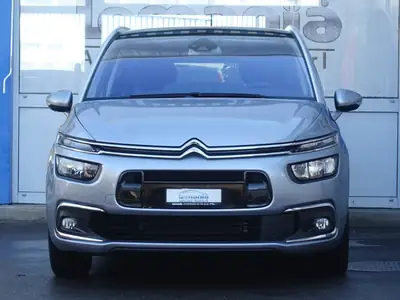 Citroën C4 Spacetourer 2.0 BlueHDi Shine — Monospace spacieux, diesel économique — rear view
