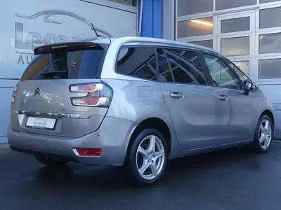 Citroën C4 Spacetourer 2.0 BlueHDi Shine — Monospace spacieux, diesel économique — interior