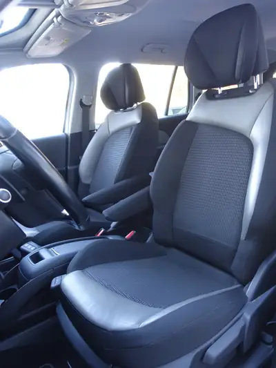Citroën C4 Spacetourer 2.0 BlueHDi Shine — Monospace spacieux, diesel économique — Thumbnail 10