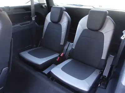 Citroën C4 Spacetourer 2.0 BlueHDi Shine — Monospace spacieux, diesel économique — Thumbnail 15