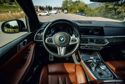 BMW X5 xDrive45e Colour Edition — Hybride rechargeable premium, 82'000 km, garantie complète — Miniature 12