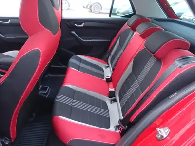 Skoda Fabia 1.2 TSI Monte Carlo DSG — Citadine dynamique, toit panoramique, expertise récente — Thumbnail 11