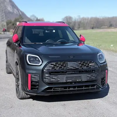 MINI Countryman John Cooper Works ALL4 — Performance sportive et polyvalence SUV — Außenansicht
