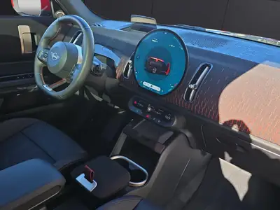 MINI Countryman John Cooper Works ALL4 — Performance sportive et polyvalence SUV — Detail