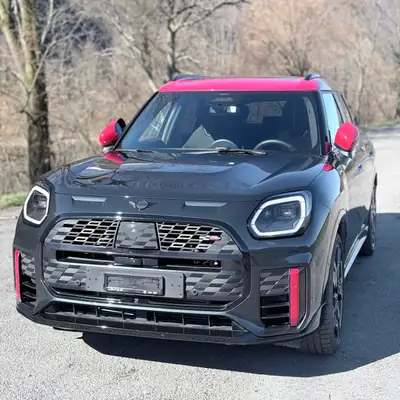 MINI Countryman John Cooper Works ALL4 — Performance sportive et polyvalence SUV — Miniatur 12