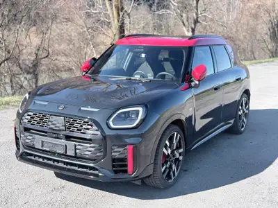 MINI Countryman John Cooper Works ALL4 — Performance sportive et polyvalence SUV — Miniatur 13