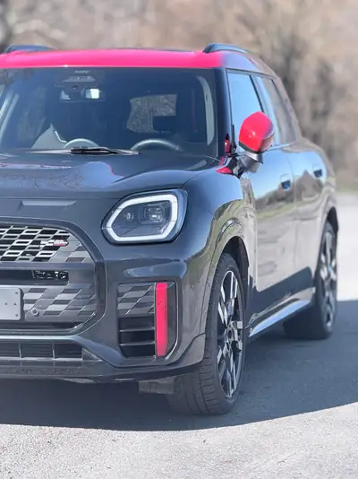 MINI Countryman John Cooper Works ALL4 — Performance sportive et polyvalence SUV — Miniatur 17